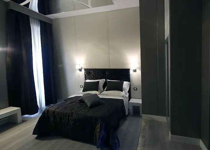 Piccolo Di Piazza Di Spagna 4*