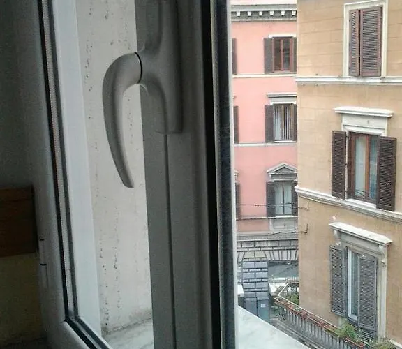 Piccolo Di Piazza Di Spagna 4* Рим